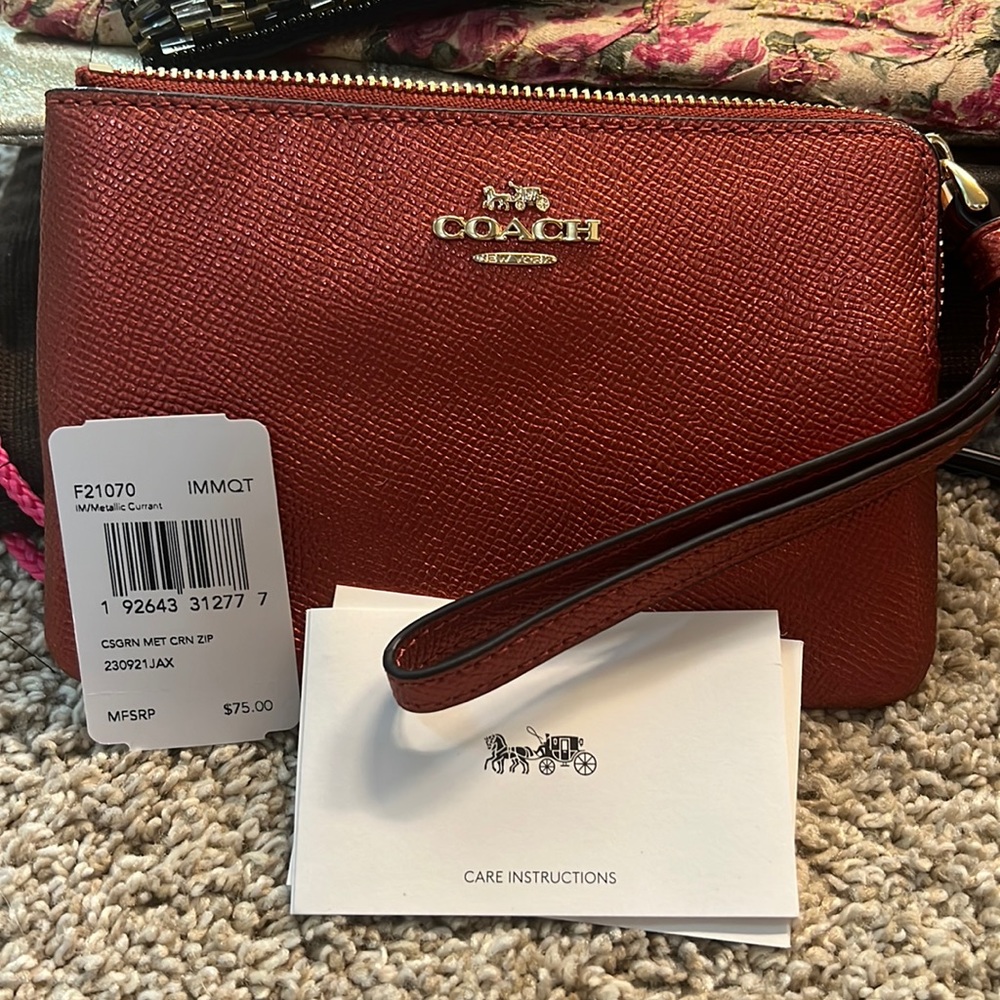 NWT Coach Wristlet